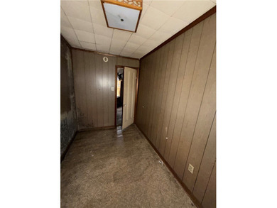 INVESTORS SPECIAL!! Welcome to 522 3rd Avenue, this 3 bedroom 2 - photo 20