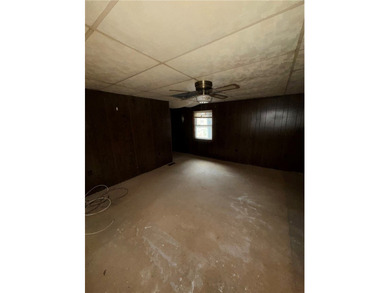 INVESTORS SPECIAL!! Welcome to 522 3rd Avenue, this 3 bedroom 2 - photo 21