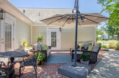 Ranch Villa maintenance free living. Home shows like a model - photo 4