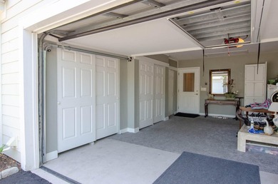 Ranch Villa maintenance free living. Home shows like a model - photo 6
