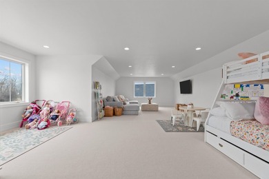 Extraordinary luxury estate offering nearly 21 acres with a - photo 43