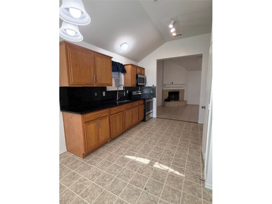 Motivated Seller!!!! I am excited to introduce a beautiful - photo 5