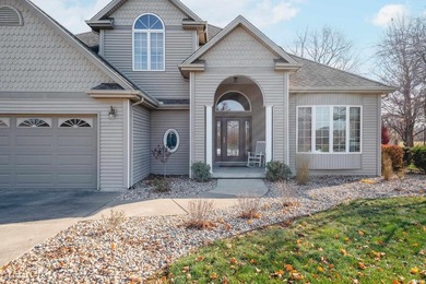 Peaceful Perfection. This home, on almost an acre of land, with - photo 5