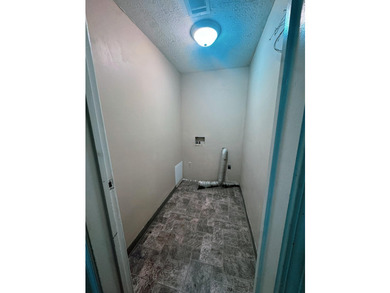 Welcome home to this spacious 4-bedroom, 2-bath residence - photo 7