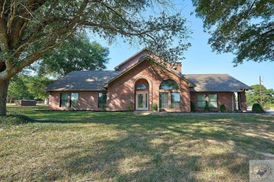 Lake Home For Sale in Hooks, Texas