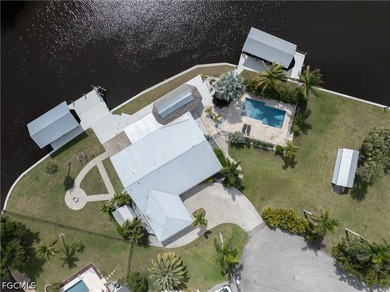 **Waterfront Opportunity on Over Half an Acre | Gulf Access + - photo 2