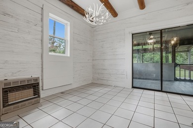 * 3BR / 2BA 1,635-SF Log Cabin built in 1992 and totally - photo 20