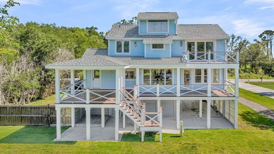 Perfectly positioned on a true tidal creek with boat ramp just - photo 4