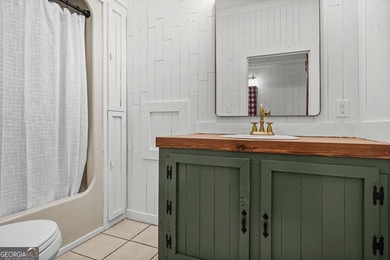 * 3BR / 2BA 1,635-SF Log Cabin built in 1992 and totally - photo 25