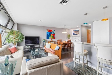 Welcome to this beautifully renovated, move in ready 2-bedroom - photo 4