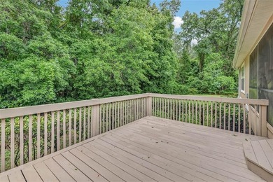Welcome to this beautifully updated and meticulously maintained - photo 35