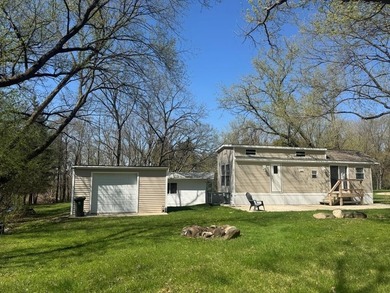Escape to fun and relaxation at beautiful Rock River Leisure - photo 2