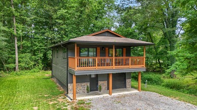 Chickamauga Lake Home For Sale in Soddy Daisy Tennessee