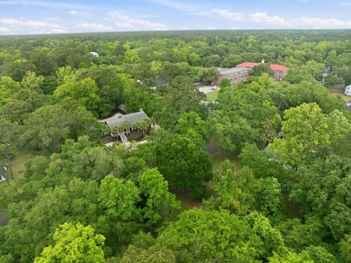 Welcome to 135 Scotia Street in the heart of McClellanville, a - photo 11