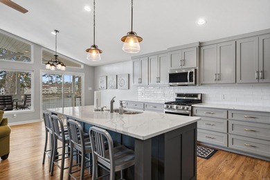 Easy Lake Living! This newly remodeled 2600 Sq. Ft. 3 Bedroom 3 - photo 19