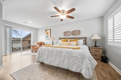Easy Lake Living! This newly remodeled 2600 Sq. Ft. 3 Bedroom 3 - photo 22