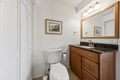 One of those houses you dream about. Stellar bay and ocean views - photo 22