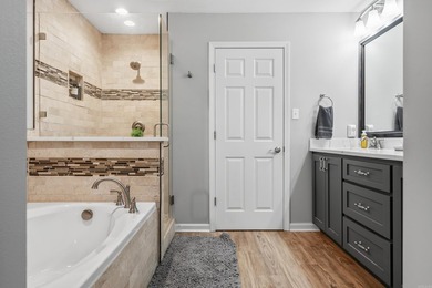 Easy Lake Living! This newly remodeled 2600 Sq. Ft. 3 Bedroom 3 - photo 25
