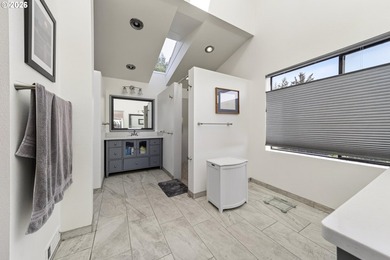 One of those houses you dream about. Stellar bay and ocean views - photo 28
