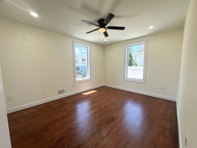 5 POSSIBLE BEDROOMS, 1 NEEDS A CLOSET. NEW CONSTRUCTION 3 LEVELS - photo 29