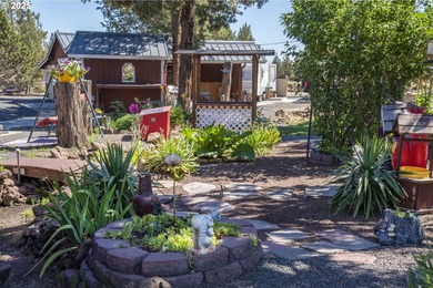 Don't miss this rare opportunity to own two buildable lots in - photo 29
