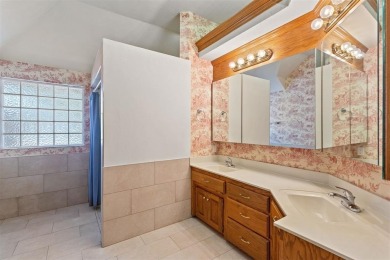 *Sellers are offering a carpet allowance from Don's Flooring in