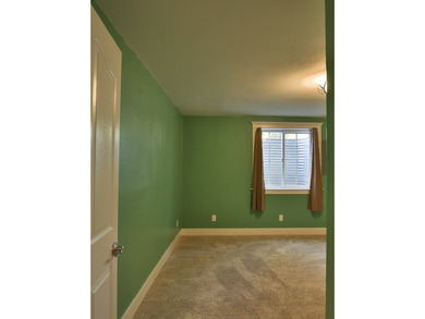 Come check out this gorgeous home with a brand new roof, and a - photo 32