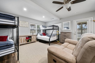 Easy Lake Living! This newly remodeled 2600 Sq. Ft. 3 Bedroom 3 - photo 36