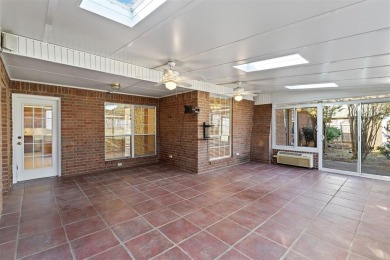 *Sellers are offering a carpet allowance from Don's Flooring in