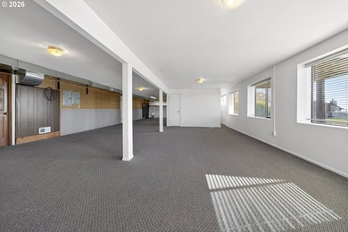 One of those houses you dream about. Stellar bay and ocean views - photo 45