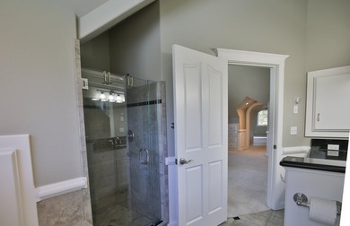 Come check out this gorgeous home with a brand new roof, and a - photo 48