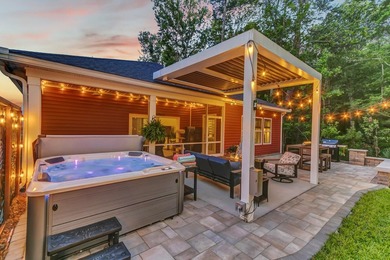 Welcome home to The Pointe at Rhodes Crossing, where modern - photo 2
