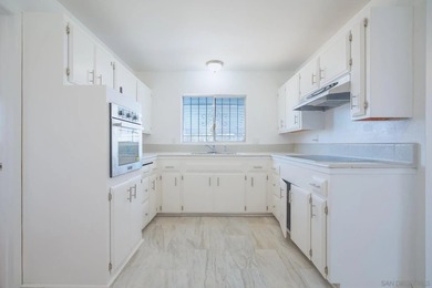 Welcome to this beautifully maintained Clairemont home offering - photo 9