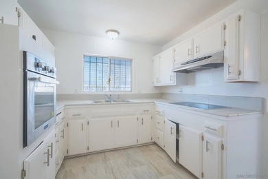 Welcome to this beautifully maintained Clairemont home offering - photo 10