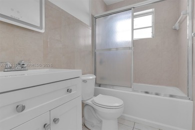 This property is a great investment opportunity in the heart of - photo 11