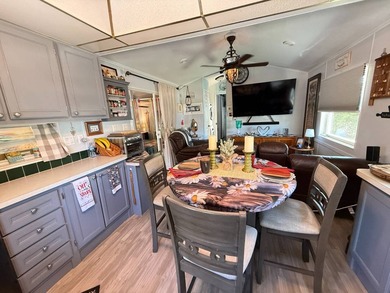 Charming 2 bedroom, 1 bath manufactured home located in the - photo 14