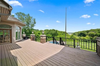 One of Johnson County's most iconic estates, this spectacular - photo 15