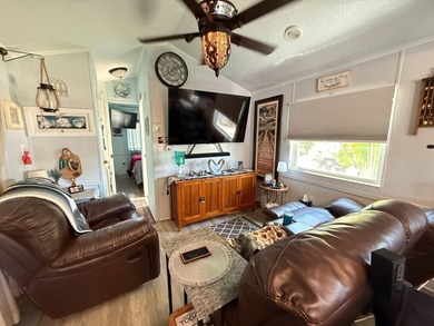 Charming 2 bedroom, 1 bath manufactured home located in the - photo 16