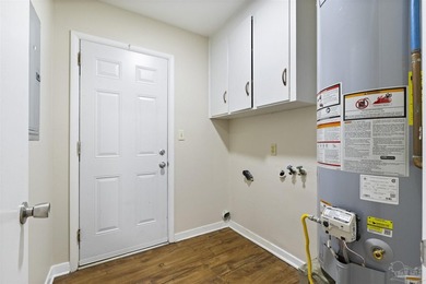 Welcome to 5906 Walton Street, a beautifully maintained - photo 22