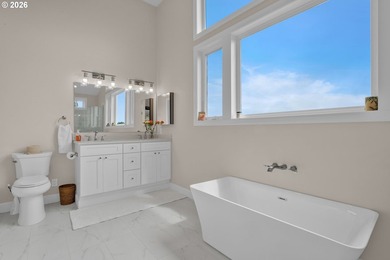 Contemporary coastal luxury awaits in this exceptional - photo 30
