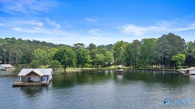 A rare legacy estate on the main channel of Lake Guntersville - photo 6