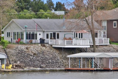READY FOR THE LAKE LIFE? - Lake Home For Sale in Monticello, Indiana
