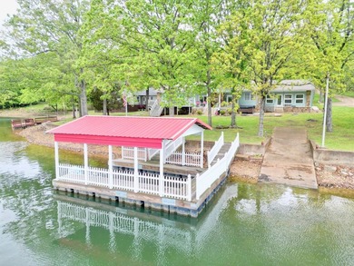 This one level well maintained and furnished Lake Omaha home is - photo 7