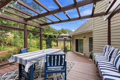 Tucked away on a private corner lot, you'll immediately notice - photo 27