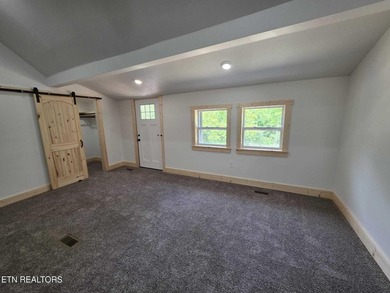 Welcome to this beautifully crafted cabin-style home that - photo 29