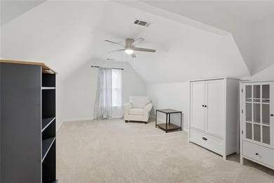 Tucked away on a private corner lot, you'll immediately notice - photo 34