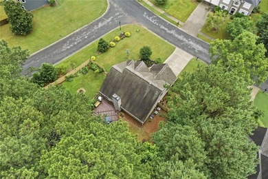 Tucked away on a private corner lot, you'll immediately notice - photo 46