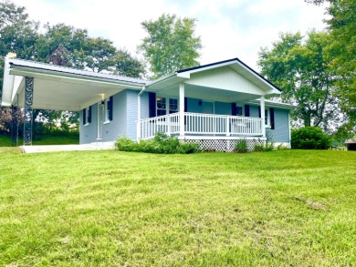 COZY CUTE PEACEFUL Thats what this 3 bedroom 1 bath with full - Lake Home Sale Pending in Jamestown, Kentucky