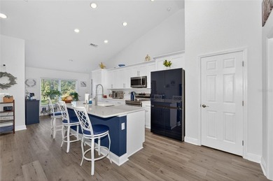CALLING ALL FLORIDIANS! With just over 2400 square feet under - photo 10