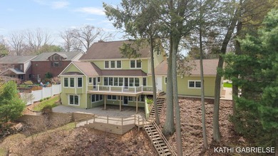 Spring Lake waterfront home is nestled on a private one-acre - photo 3